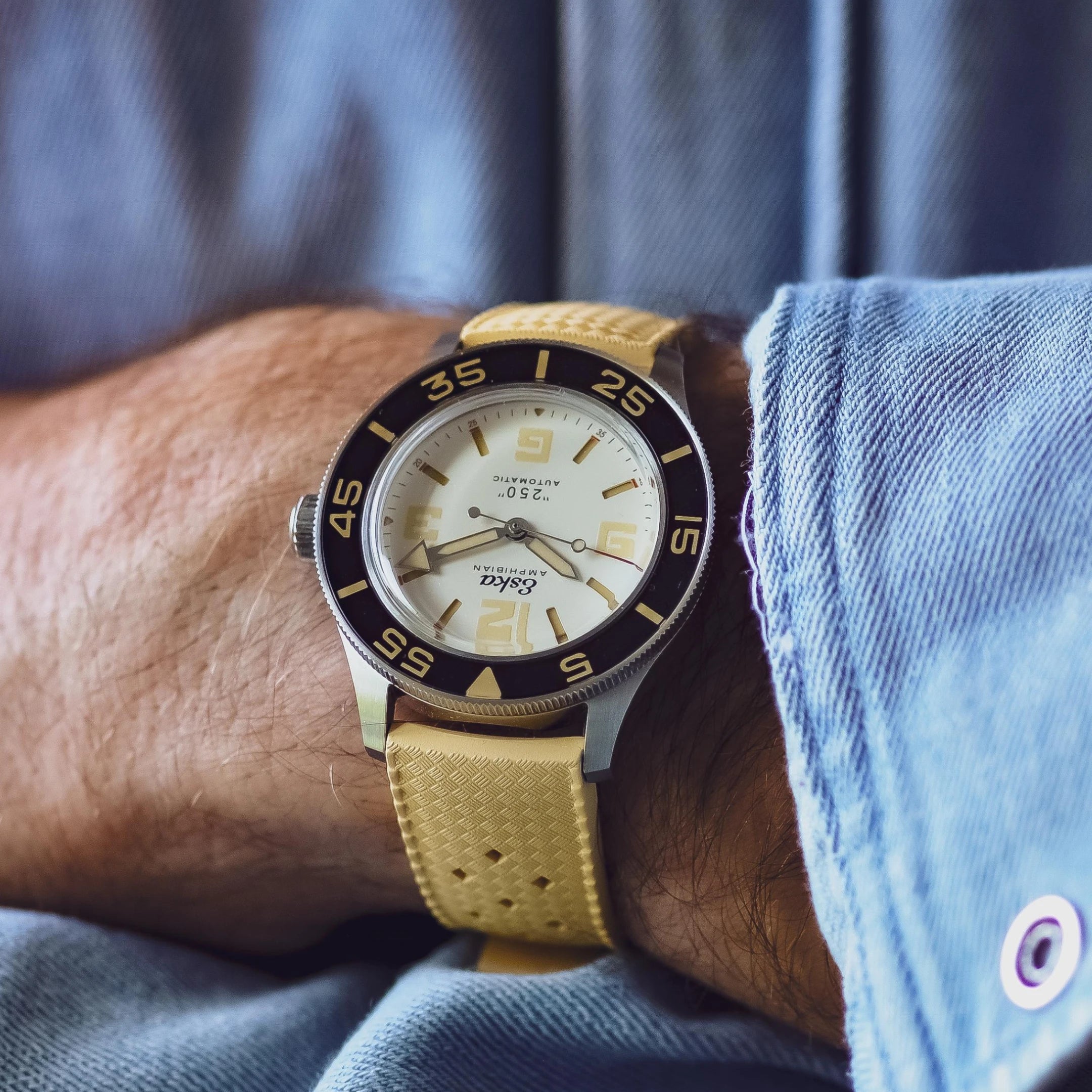 Amphibian 250-WS Black Friday