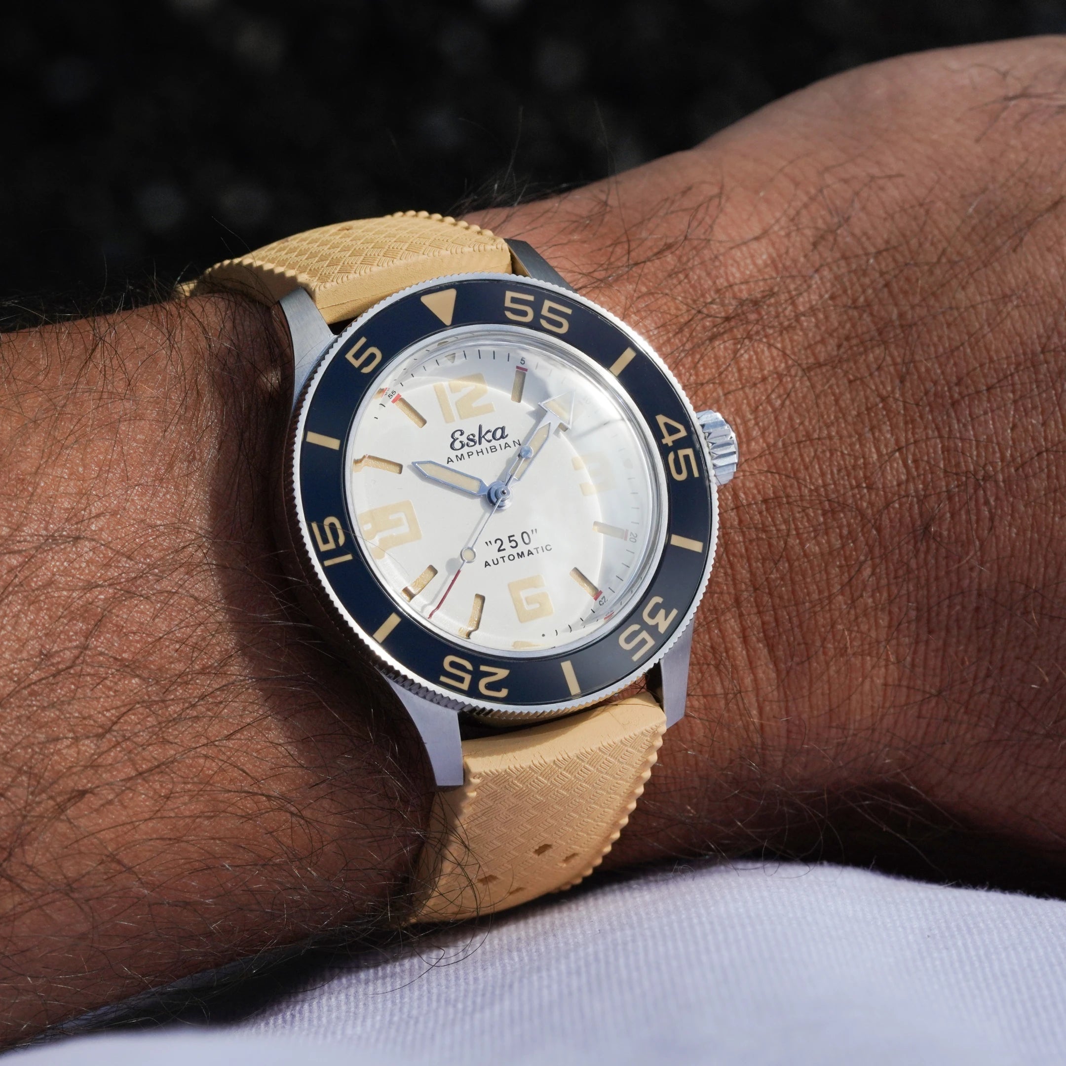 Amphibian 250-WS Black Friday